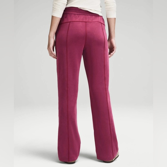 Lululemon Softstreme High-Rise Pant - Picture 7 of 7